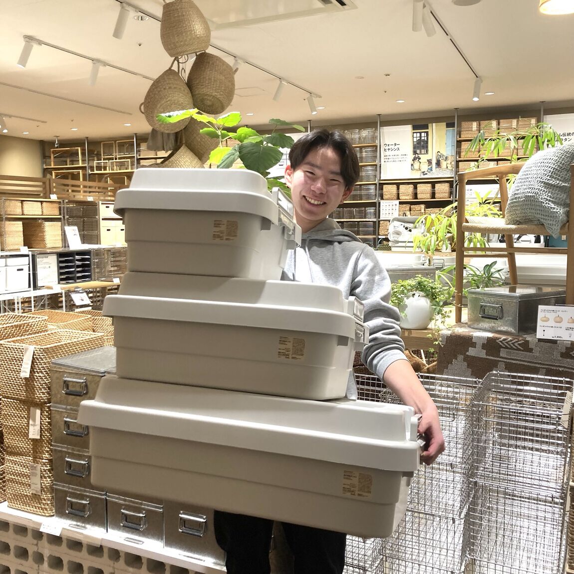 阪急西宮ガーデンズ】新商品頑丈収納ボックス浅型が出ました！｜ 無印良品